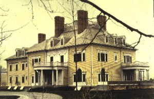 Taylor House Newport (1901) Shows Similarity to Lenox Mckim Houses